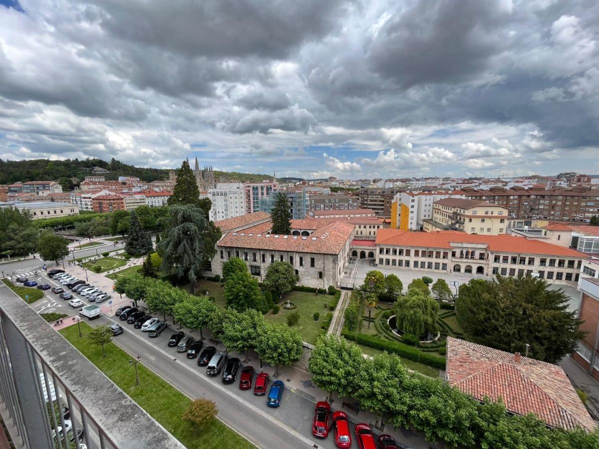 Atuaire Home Gran Apartamento Con Vistas A La Catedral De Burgo エクステリア 写真
